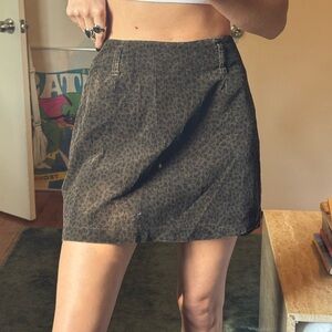 Vintage cheetah mini skirt